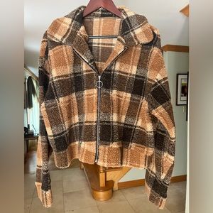 Plus Plaid O-Ring Zip Teddy Jacket